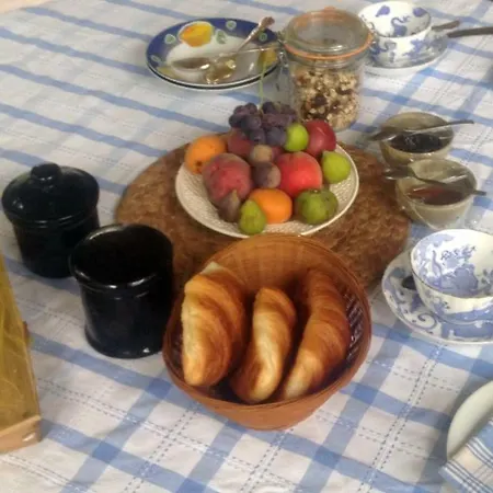 Maid's Bed & Breakfast